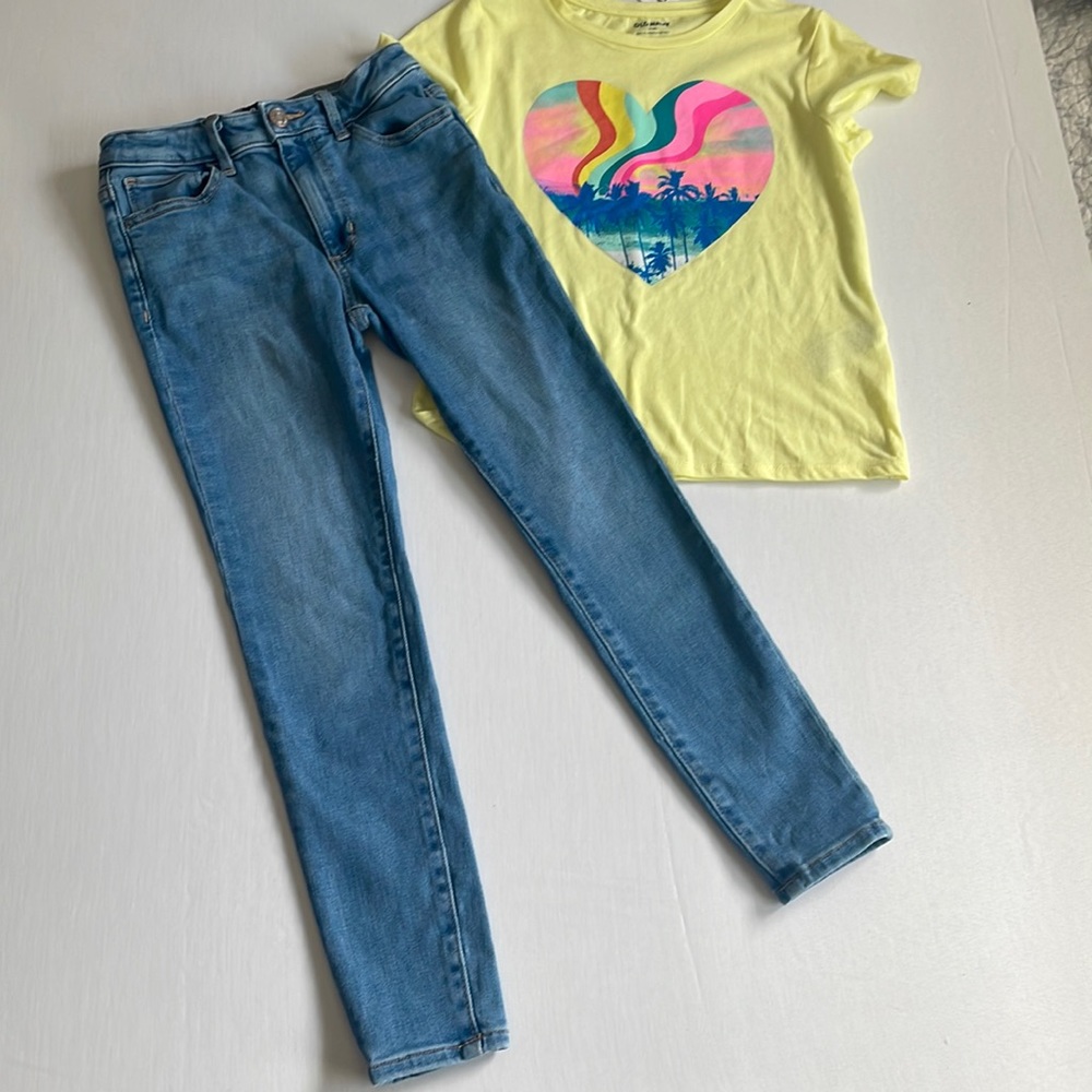 Gap High Rise Jegging size 8…Old Navy S/S tee NWT